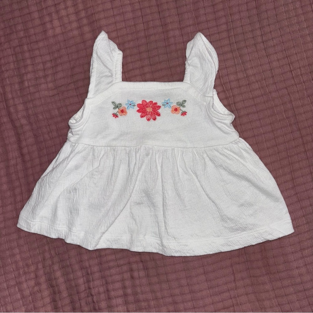 Just one you Red and White Floral Camisole Sleeveless Top